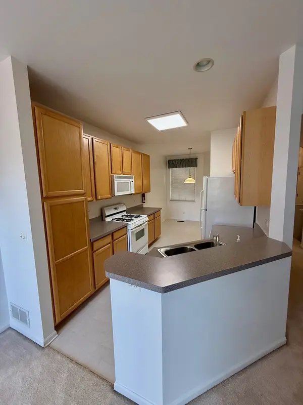 4354 Shooting Star DR, Island Lake, IL 60042