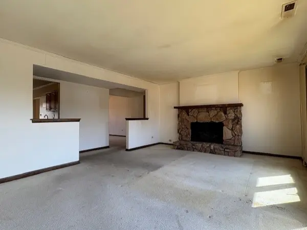 10355 Parkside AVE #04, Oak Lawn, IL 60453