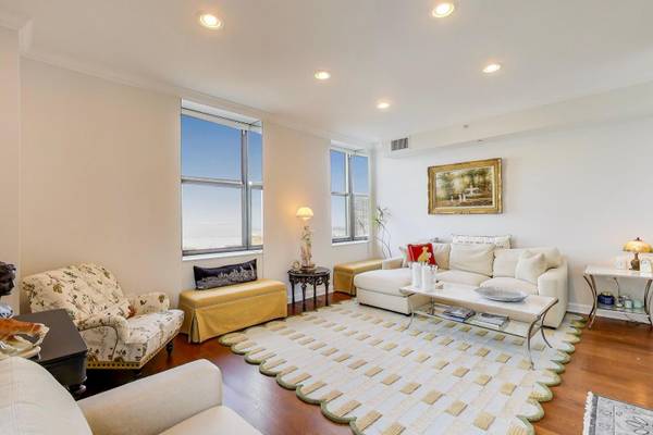 310 S Michigan AVE #1700, Chicago, IL 60604