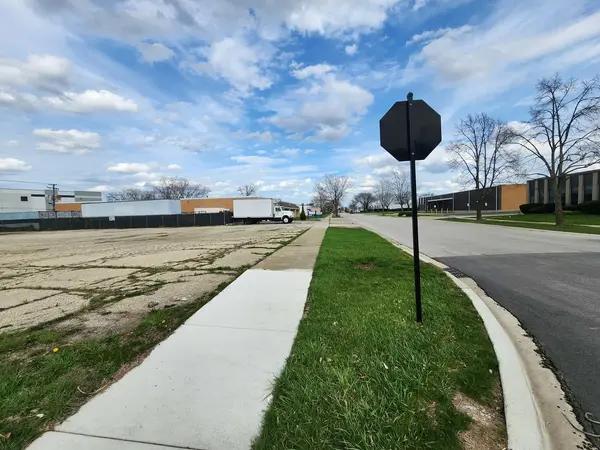401 King ST, Elk Grove Village, IL 60007