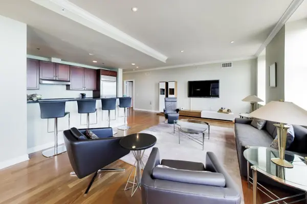310 S MICHIGAN AVE #1705, Chicago, IL 60604