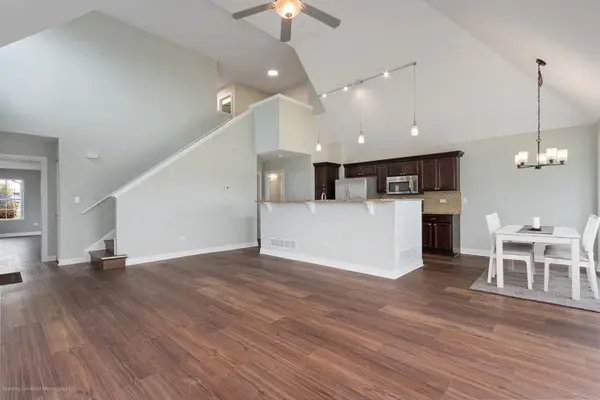 280 Sunset BLVD, Beecher, IL 60401