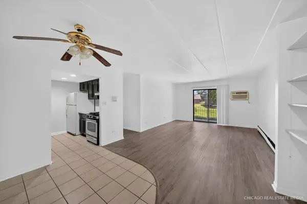138 E Bailey RD #H, Naperville, IL 60565