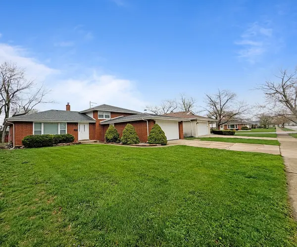 1118 E 169th ST, South Holland, IL 60473