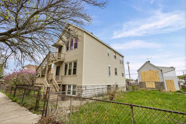 8405 S Baltimore AVE, Chicago, IL 60617