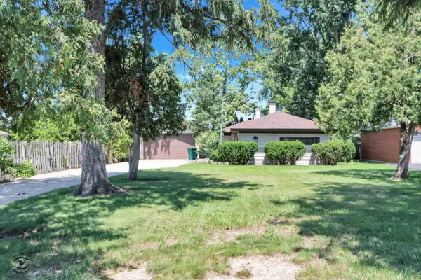 324 W Harrison RD, Lombard, IL 60148