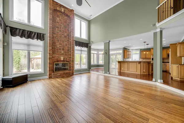 3N777 Walt Whitman RD, St. Charles, IL 60175