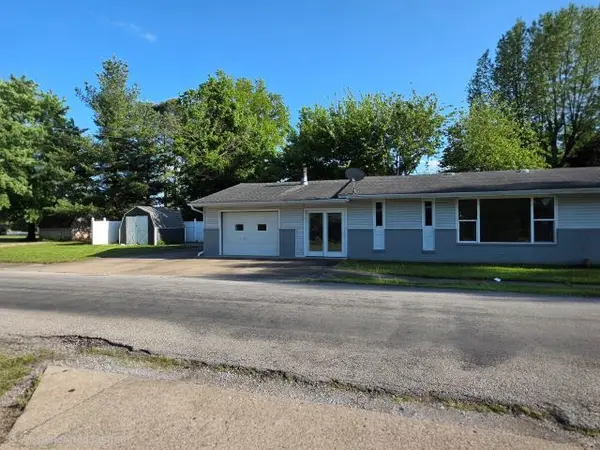 1820 N 14th ST, Herrin, IL 62948