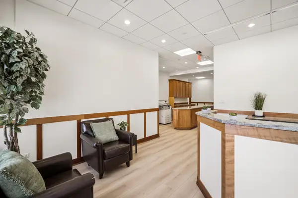 1416 Techny RD, Northbrook, IL 60062