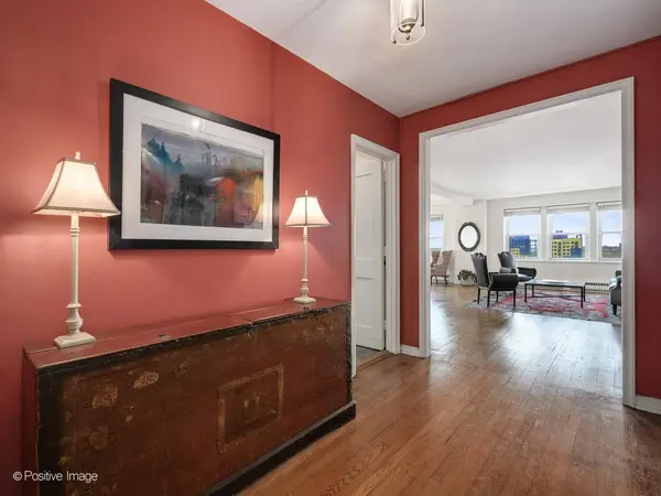 5555 N SHERIDAN RD #807, Chicago, IL 60640