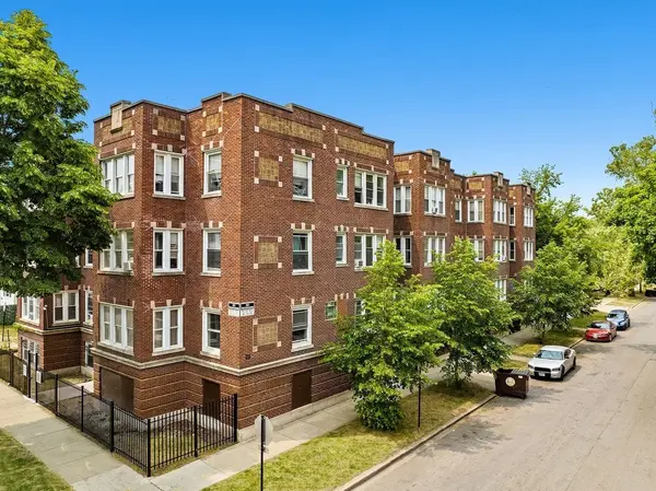 7400 S Phillips AVE, Chicago, IL 60649