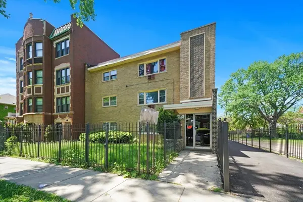 7544 S Saginaw AVE, Chicago, IL 60649