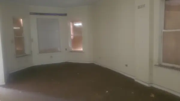 5258 S Emerald AVE, Chicago, IL 60609