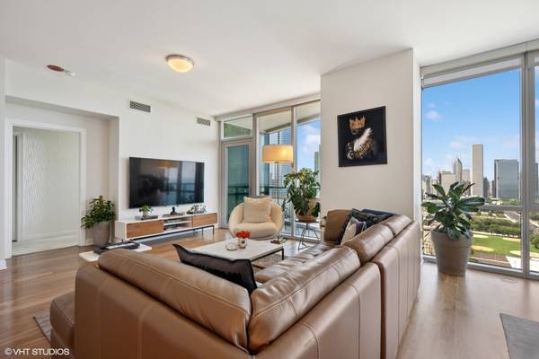 1201 S Prairie AVE #3303, Chicago, IL 60605
