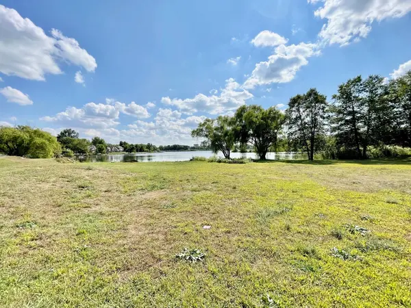 551 W Kennedy RD, Braidwood, IL 60408