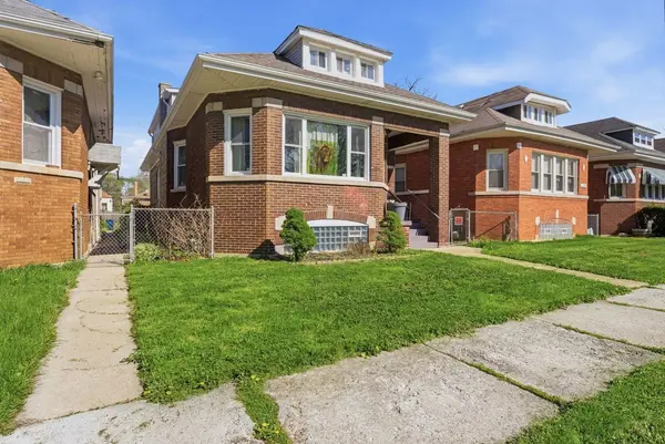 15805 Paulina ST, Harvey, IL 60426