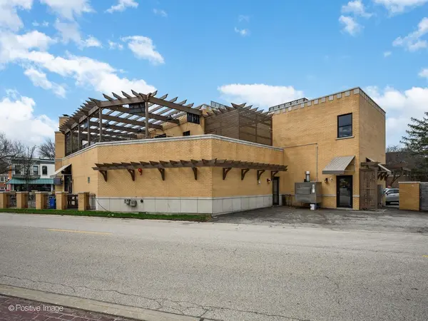 250 Center ST, Grayslake, IL 60030