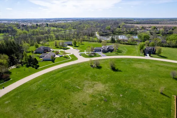 1040 Prairie View DR, Somonauk, IL 60552