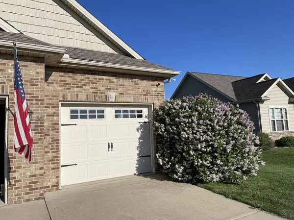 3805 Freedom BLVD, Champaign, IL 61822