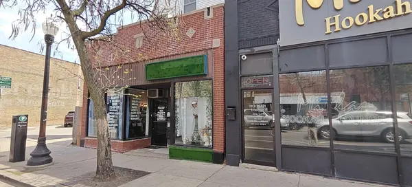 1523 W Devon AVE, Chicago, IL 60660