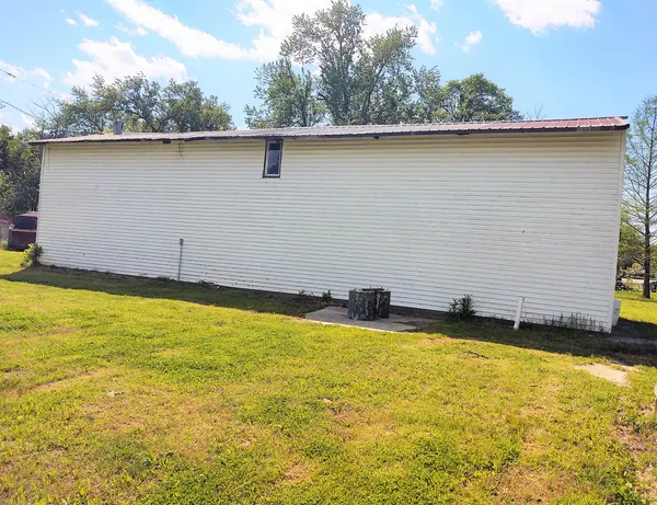 288 E Illinois AVE, Shawneetown, IL 62984