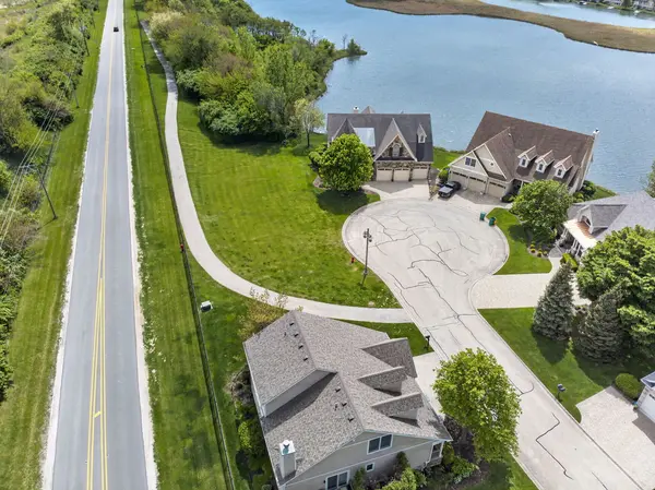 13111 S Lake Mary DR, Plainfield, IL 60585