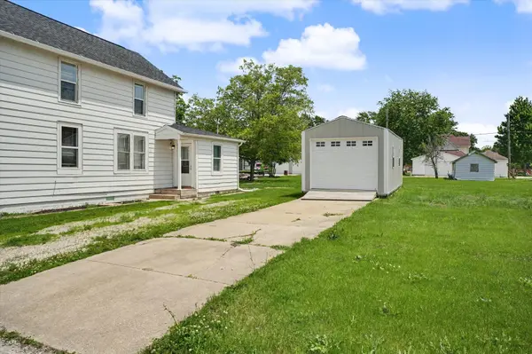 214 S Railroad AVE, Buckley, IL 60918