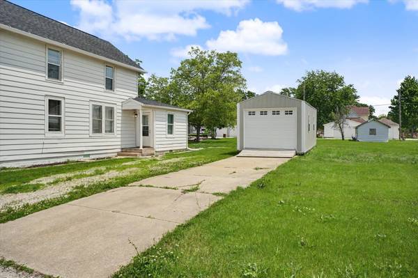 214 S Railroad AVE, Buckley, IL 60918
