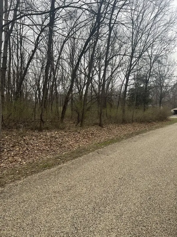 7 Arrowhead CT, Putnam, IL 61560