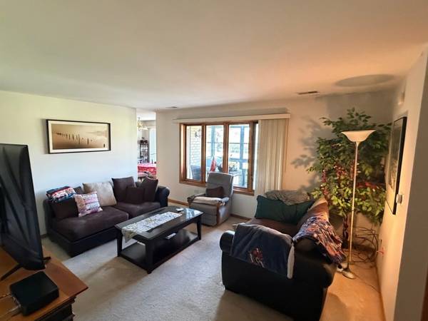 5025 139th PL #512, Crestwood, IL 60418