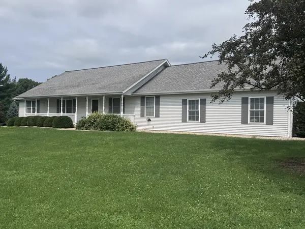 1380 N 1789th RD, Streator, IL 61364
