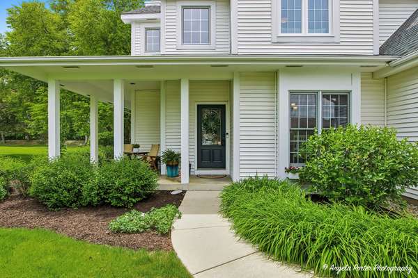 803 Silver Glen RD, Mchenry, IL 60050