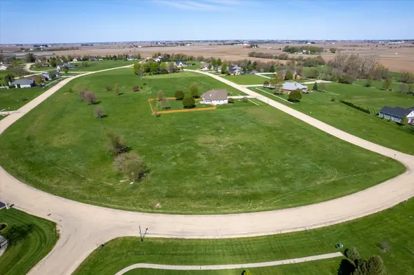 1030 Prairie View DR, Somonauk, IL 60552