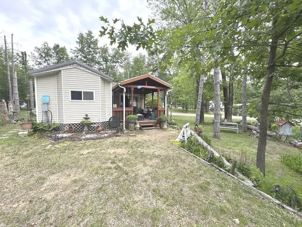 15-94 Woodhaven Lakes, Sublette, IL 61367