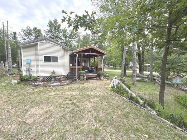 15-94 Woodhaven Lakes, Sublette, IL 61367