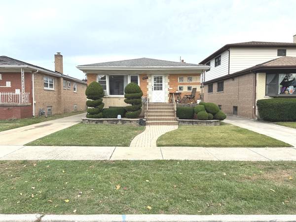 8737 S Richmond AVE, Evergreen Park, IL 60805