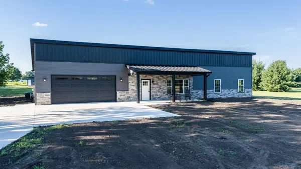 1854 W Backbone RD, Princeton, IL 61356
