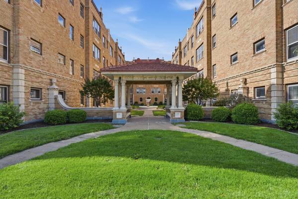1622 18TH AVE #24, Rock Island, IL 61201