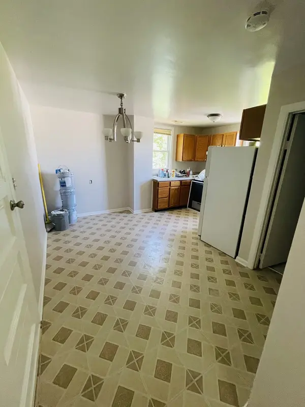 9330 S 51st AVE, Oak Lawn, IL 60453