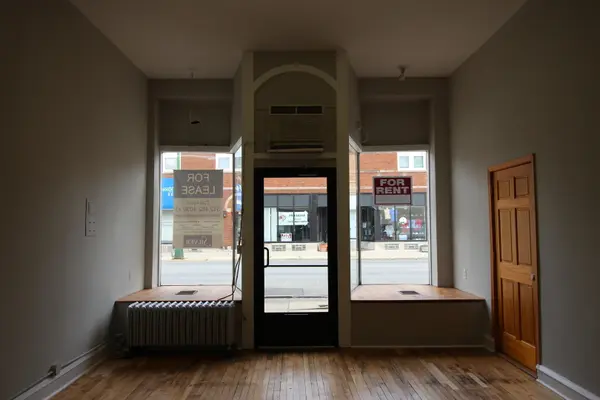 6057 W Addison ST, Chicago, IL 60634