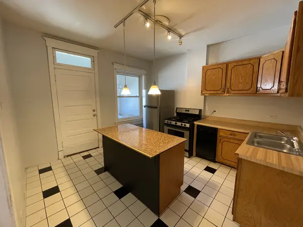 2329 N Sacramento AVE, Chicago, IL 60647