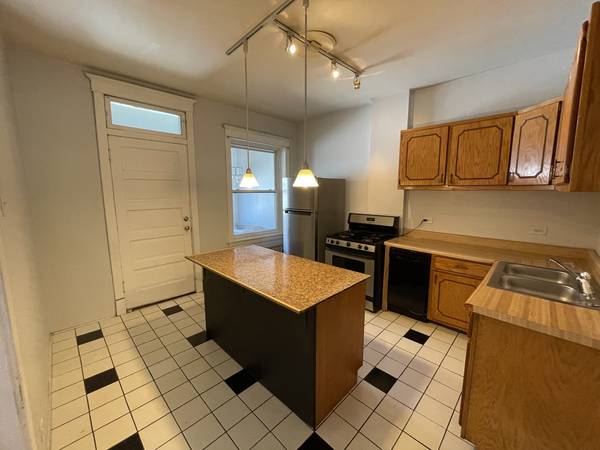 2329 N Sacramento AVE, Chicago, IL 60647