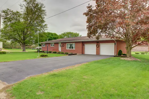 310 E 3rd ST, Tampico, IL 61283