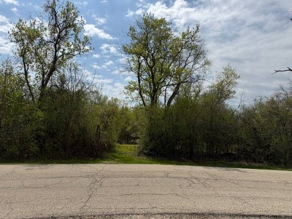 2503 Salem BLVD, Zion, IL 60099