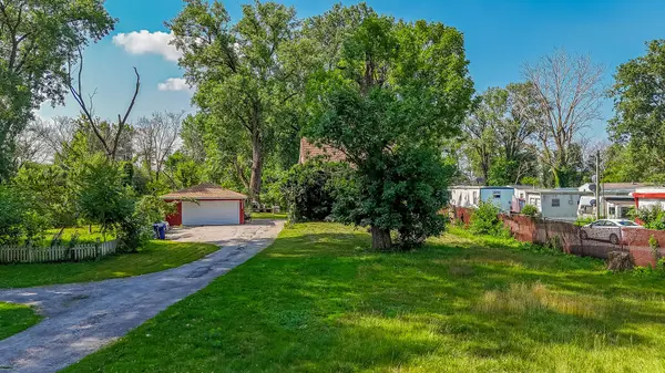 2910 E 138 PL, Burnham, IL 60633