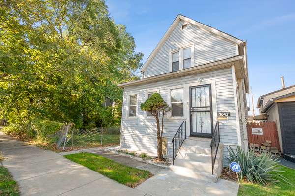 7642 S Dante AVE, Chicago, IL 60619