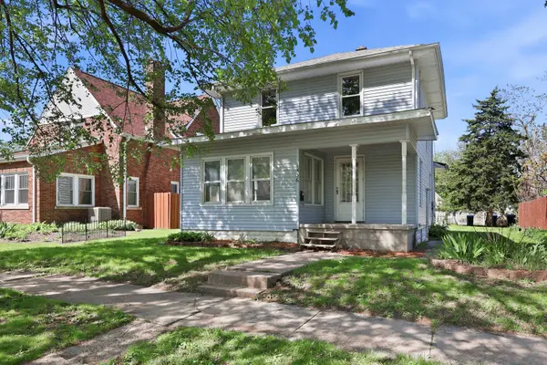 1536 35th ST, Rock Island, IL 61201