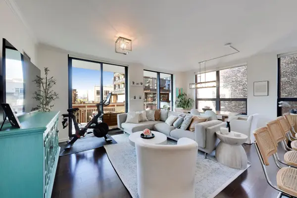 421 W Huron ST #604, Chicago, IL 60654