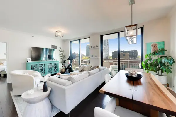 421 W Huron ST #604, Chicago, IL 60654