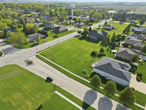 605 W Corning AVE, Peotone, IL 60468